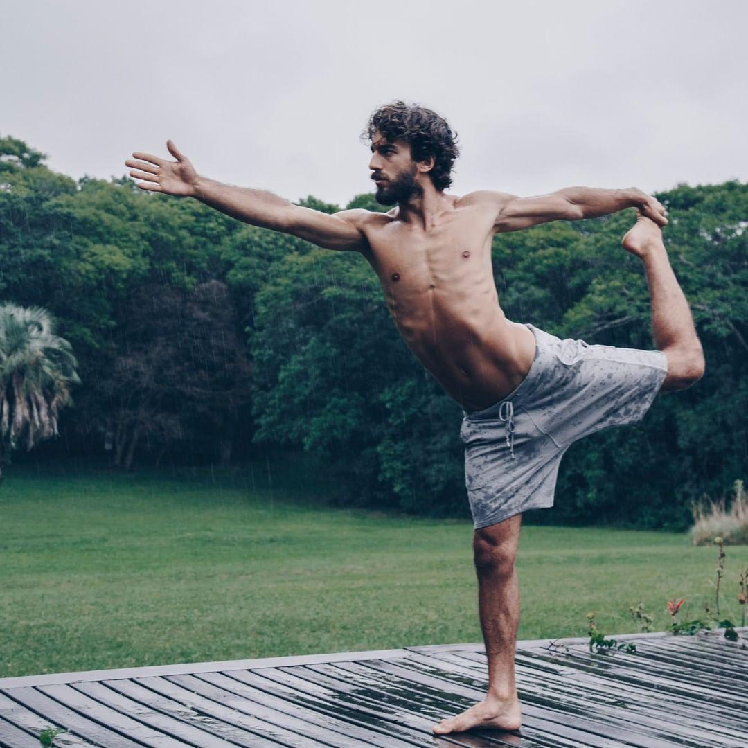 Saiba mais sobre a Yoga e seus diferentes estilos - Papo de Pai
